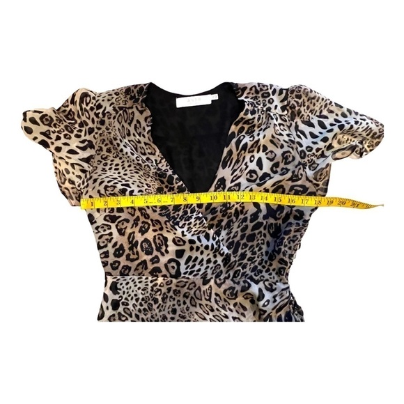 ASTR the Label Leopard Print Mini Dress Size Small - Picture 8 of 10